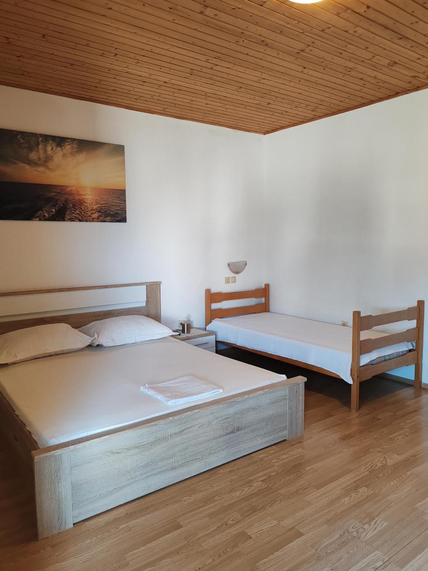 Apartments And Rooms With Parking Space Brela, Makarska - 6895 Rum bild